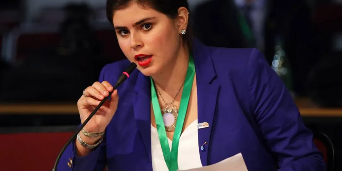 Brasileira defende mais influência dos jovens nas decisões da COP17
