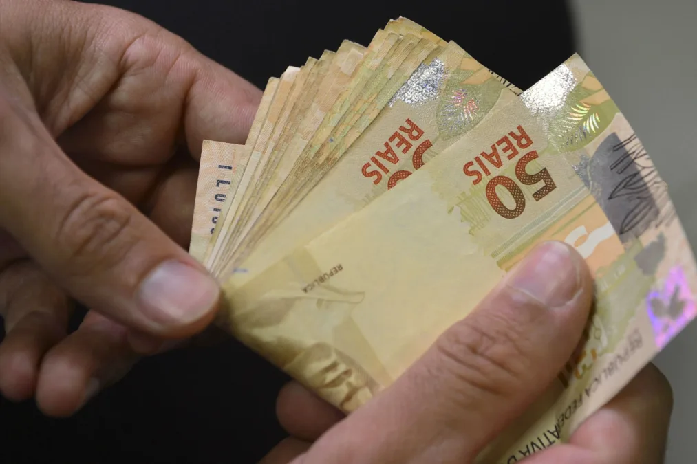 Renda média do trabalhador no Acre cresce 6% em 14 anos, aponta IBGE
