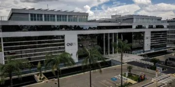 CNJ acaba com aposentadoria compulsória como punição máxima para juiz