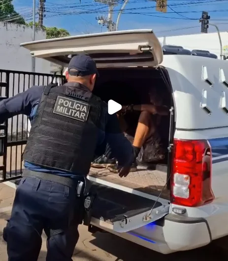Comerciante é esfaqueado dentro do Mercado do Bosque em Rio Branco