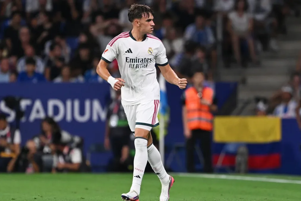Espí marca no fim e Real Madrid vence Espanyol em estreia na temporada