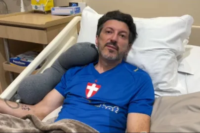 Esposa de Lito Sousa diz que não vai "sossegar" até conseguir tratamento