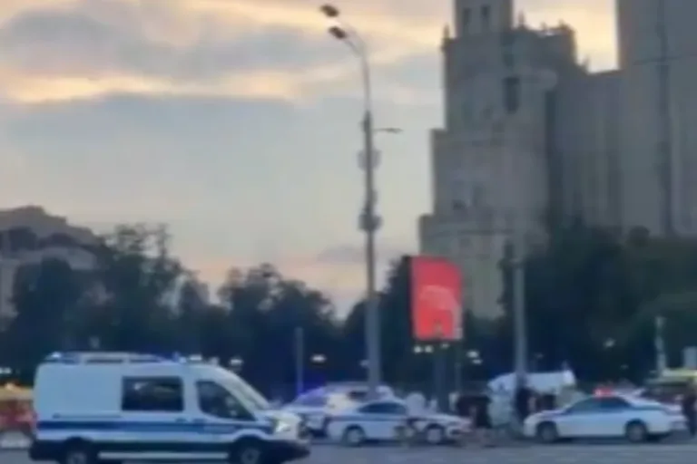 Explosão em restaurante de Moscou foi causada por mulher-bomba; 3 morreram