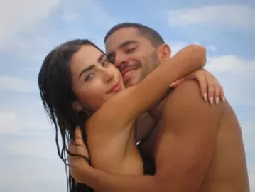 O amor está no ar! Jade Picon se declara a André Lamoglia no aniversário do ator