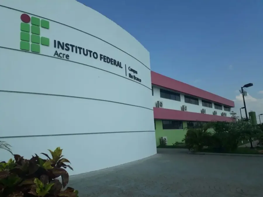 Ifac poderá ampliar quadro com 15 novos professores; entenda as novas vagas
