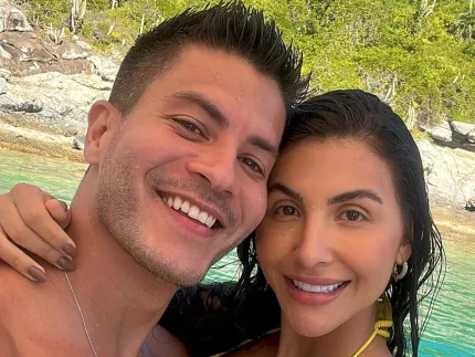Mulher de Arthur Aguiar rebate críticas sobre plástica antes de casamento religioso