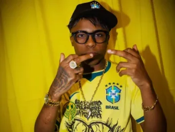 MC Meno K revolta público de Moçambique após receber cachê e aparecer na Europa