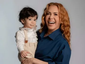 “Homenzinho da vovó”: Joelma celebra 1º aniversário do neto