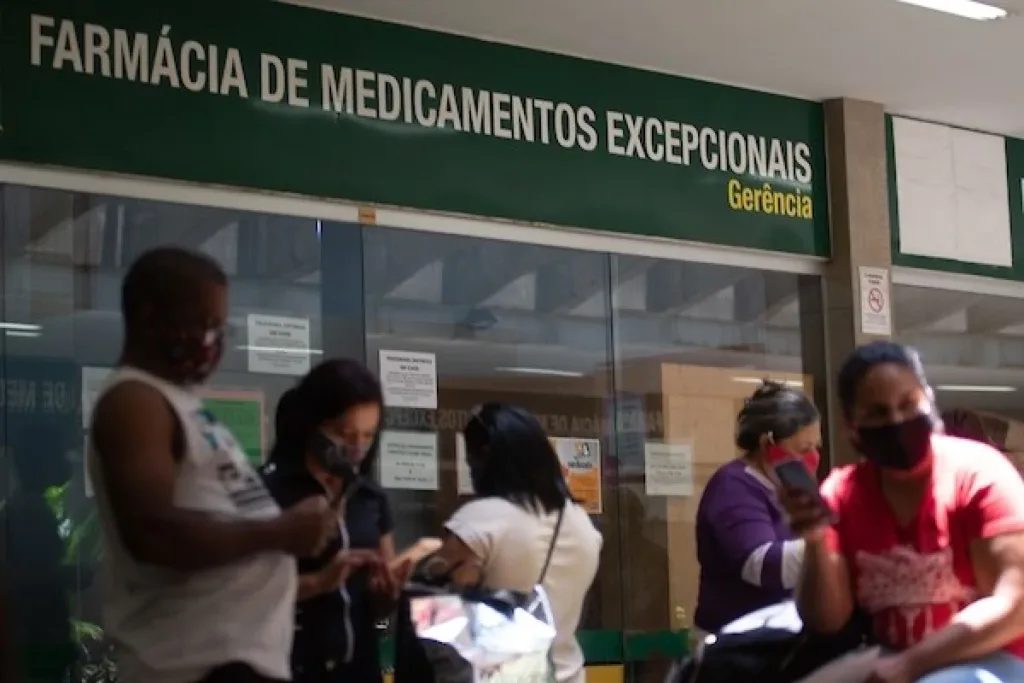 GDF cria grupo para melhorar atendimento nas Farmácias de Alto Custo