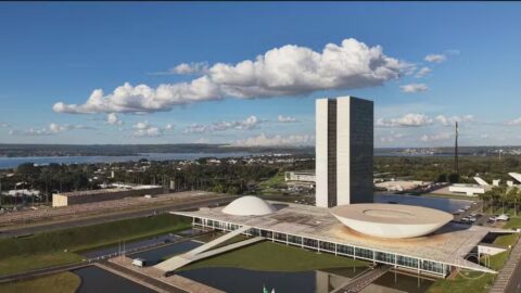 Câmara instala comissão para discutir redução da maioridade penal para 16 anos.