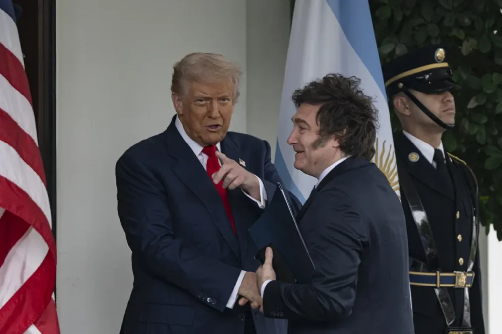 Governo Lula vê influência de Trump em crise com Milei e Argentina