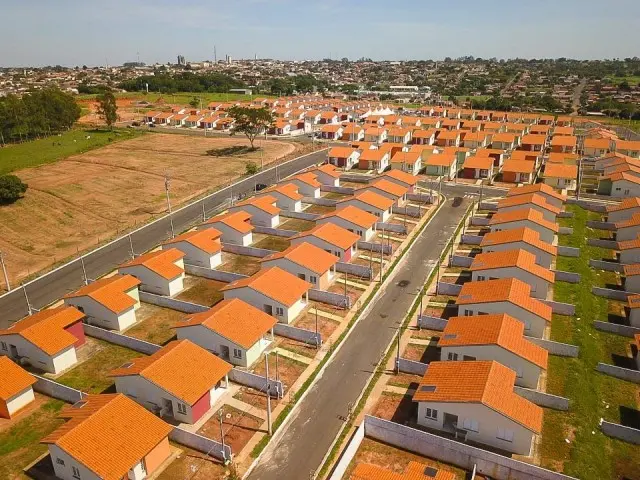 Governo retira R$ 500 milhões da habitação; veja para onde vai o dinheiro