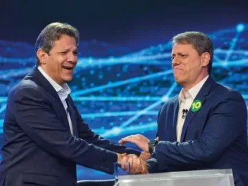 Roda Viva confirma entrevistas com Tarcísio e Haddad na corrida ao Governo de SP