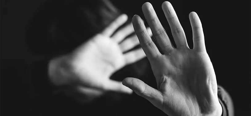 Homem é preso após agredir companheira em Cruzeiro do Sul durante discussão