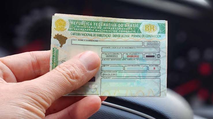 Detran notifica motoristas sobre suspensão da CNH no Acre; veja prazo para recurso