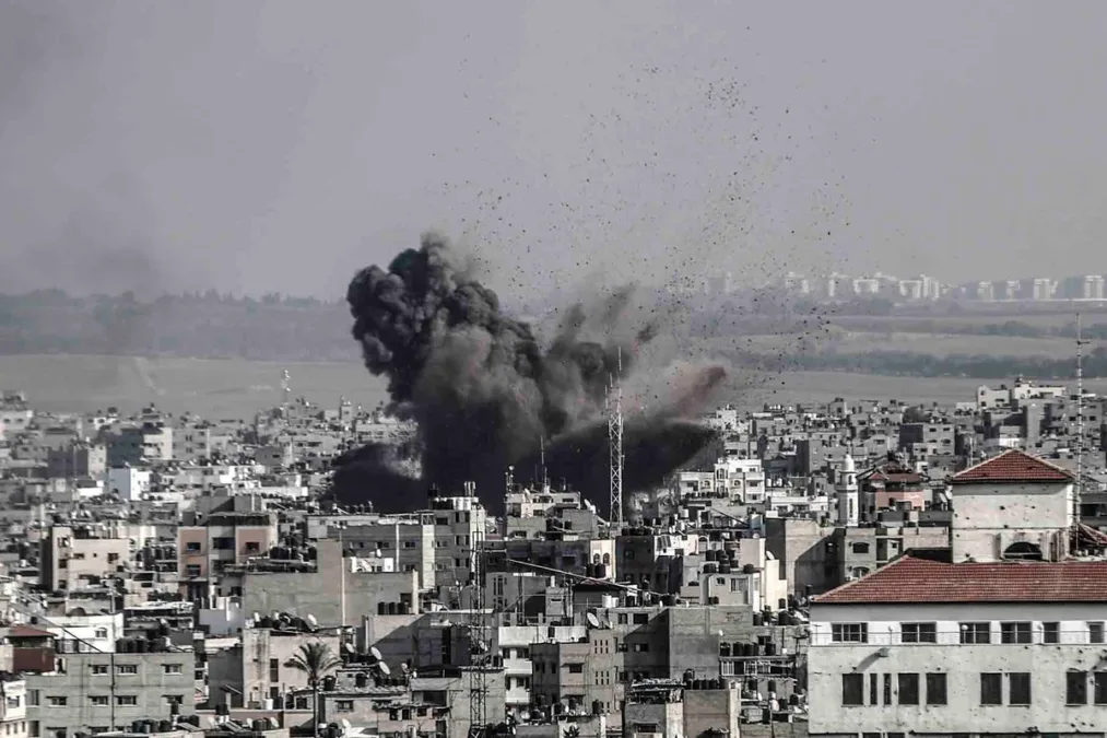 Israel bombardeia Gaza e mata três palestinos, incluindo criança de 4 anos