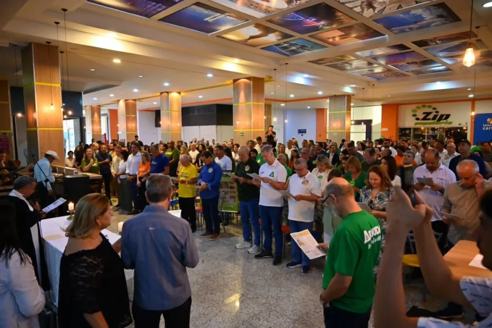 José Roberto Arruda começa campanha em disputa pelo GDF