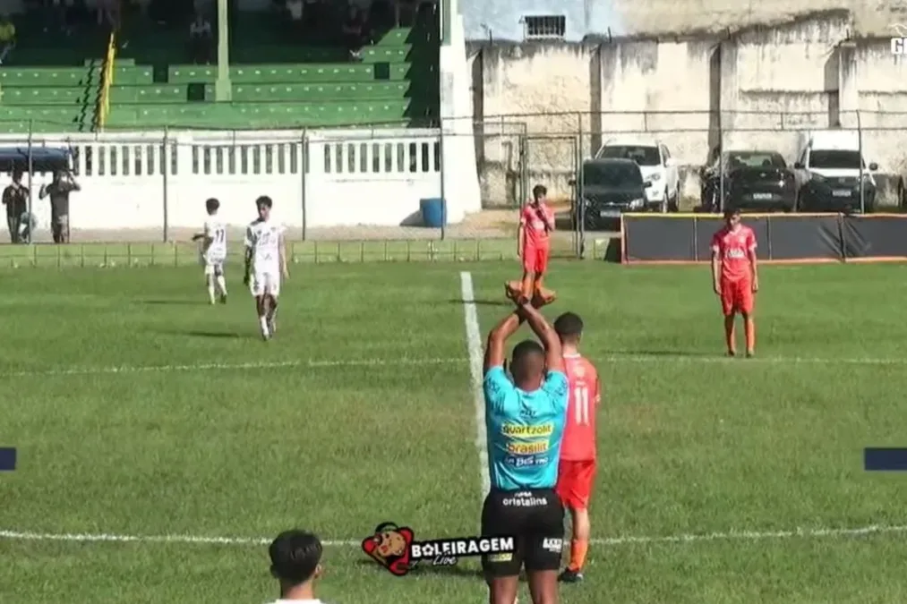 Juiz deixa partida e vai à delegacia após racismo no Paulistão sub-15