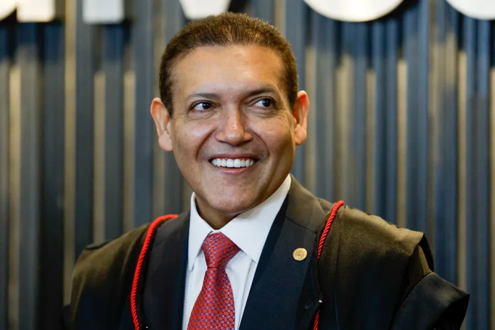 Kassio manda polícia investigar filiação de Flávio ao Missão