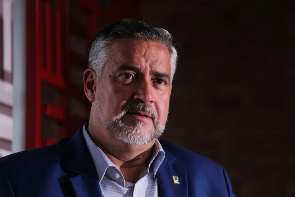Líder de Lula amplia patrimônio em R$ 1,68 milhão em quatro anos