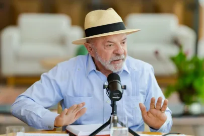 Lula oficializa candidatura à reeleição e declara patrimônio de R$ 4,8 milhões ao TSE