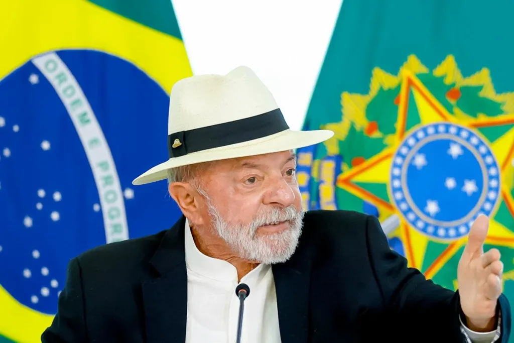 Lula recicla promessas de campanha em novo programa de governo