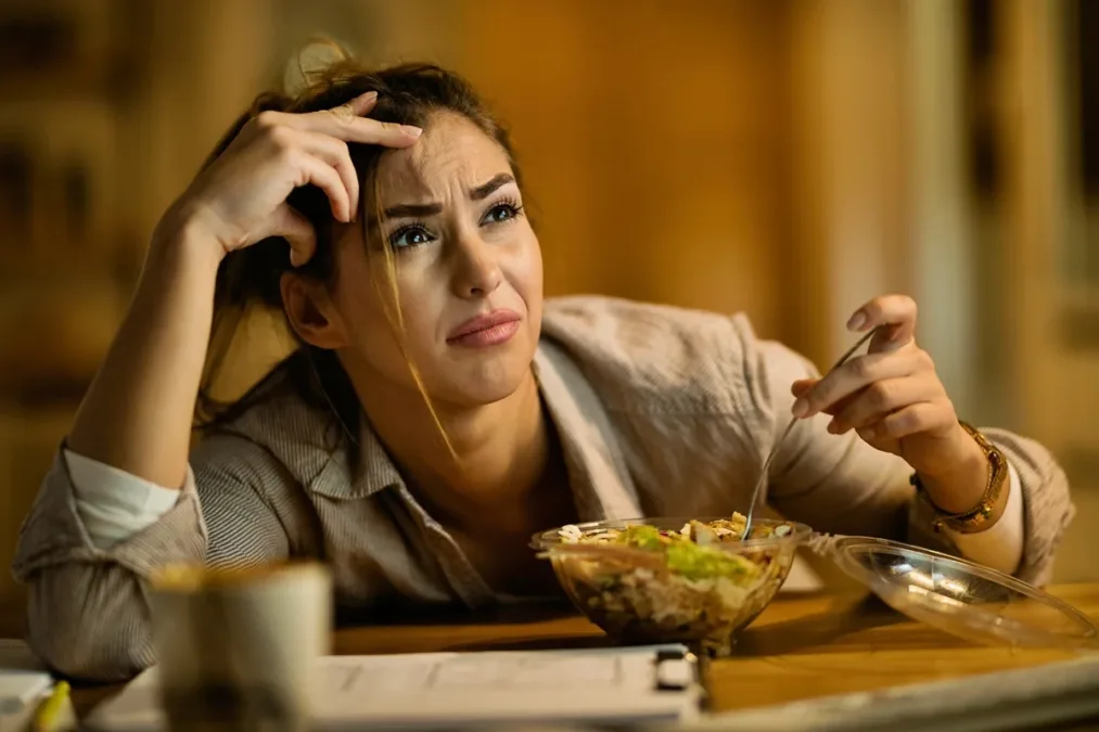 Magreza extrema de celebs pode gerar culpa ao comer, diz psicóloga