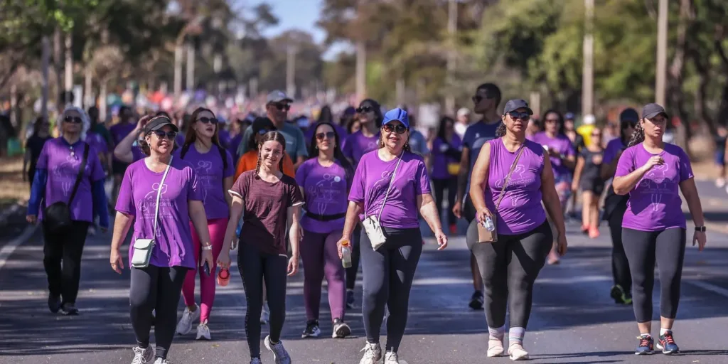 Caminhadas buscam conscientizar população sobre lipedema