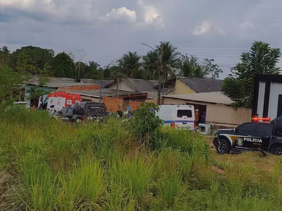 Homem condenado por matar adolescente de 14 anos é morto após deixar presídio no Acre.