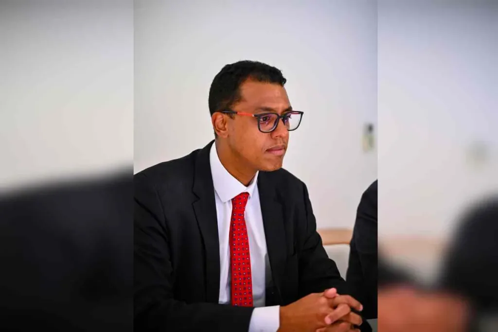 Ministro do TSE fala em contexto desafiador com evolução da IA