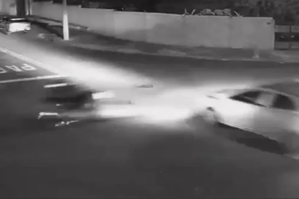 Motociclista morre após ser atingido por condutor bêbado em cruzamento
