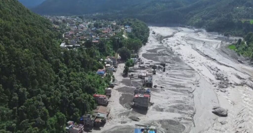Casal desaparece em inundação no Nepal após peregrinação ao Monte Kailash