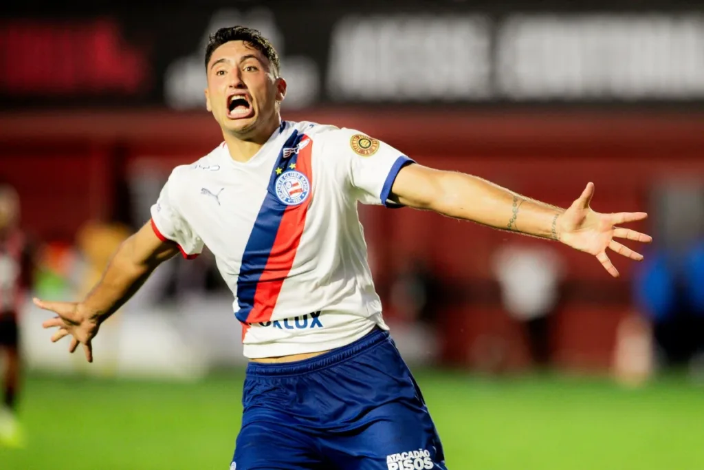 No Barradão, Bahia vence clássico contra o Vitória pelo Brasileirão