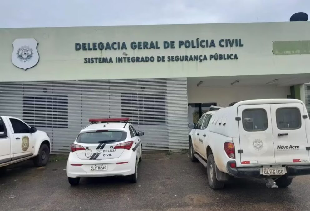 Homem de 20 anos é preso em Sena Madureira suspeito de oferecer dinheiro por favores sexuais a criança