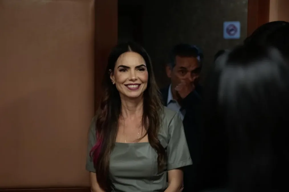 Paula Belmonte registra candidatura e declara R$ 10 milhões em bens