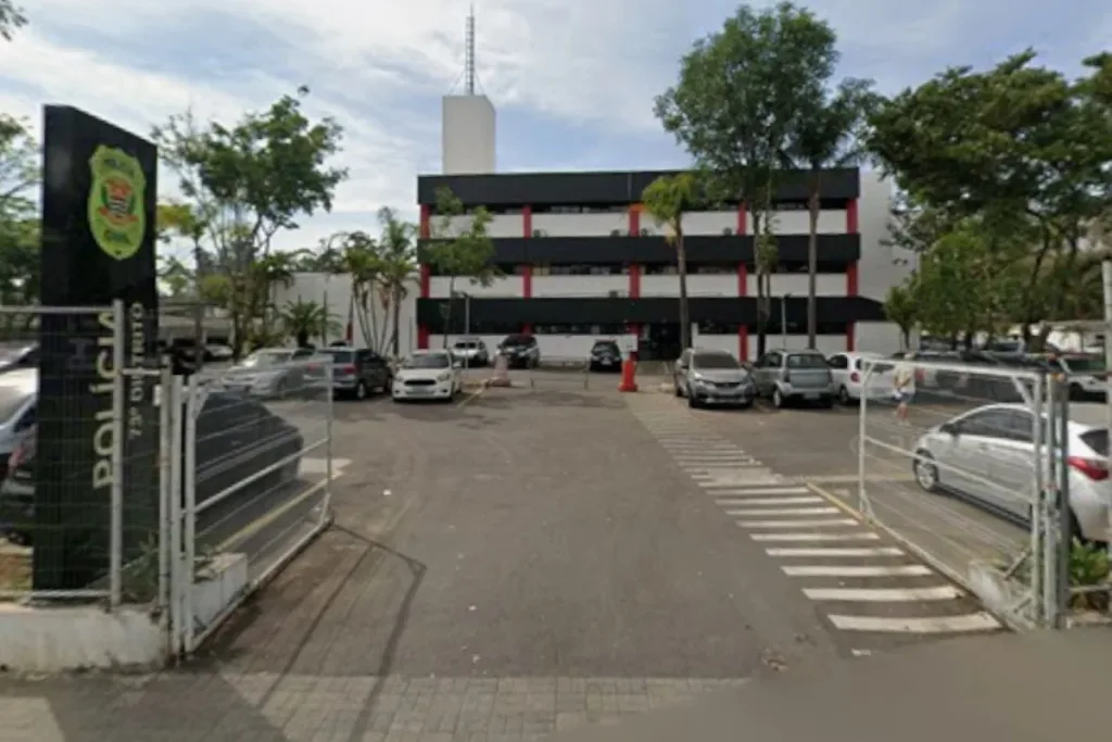 PM morto em assalto na Marginal havia parado carro para verificar pneu