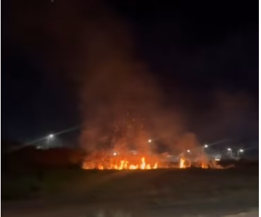 Incêndio no Portal Ipê em Rio Branco assusta e chama atenção de moradores