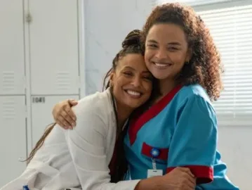 Primeiro episódio da novelinha vertical de “Por Você” ganha exibição especial na Globo