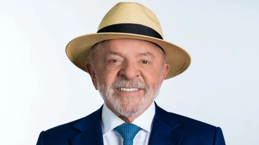 Lula poderá usar foto com chapéu na urna nas eleições de 2026