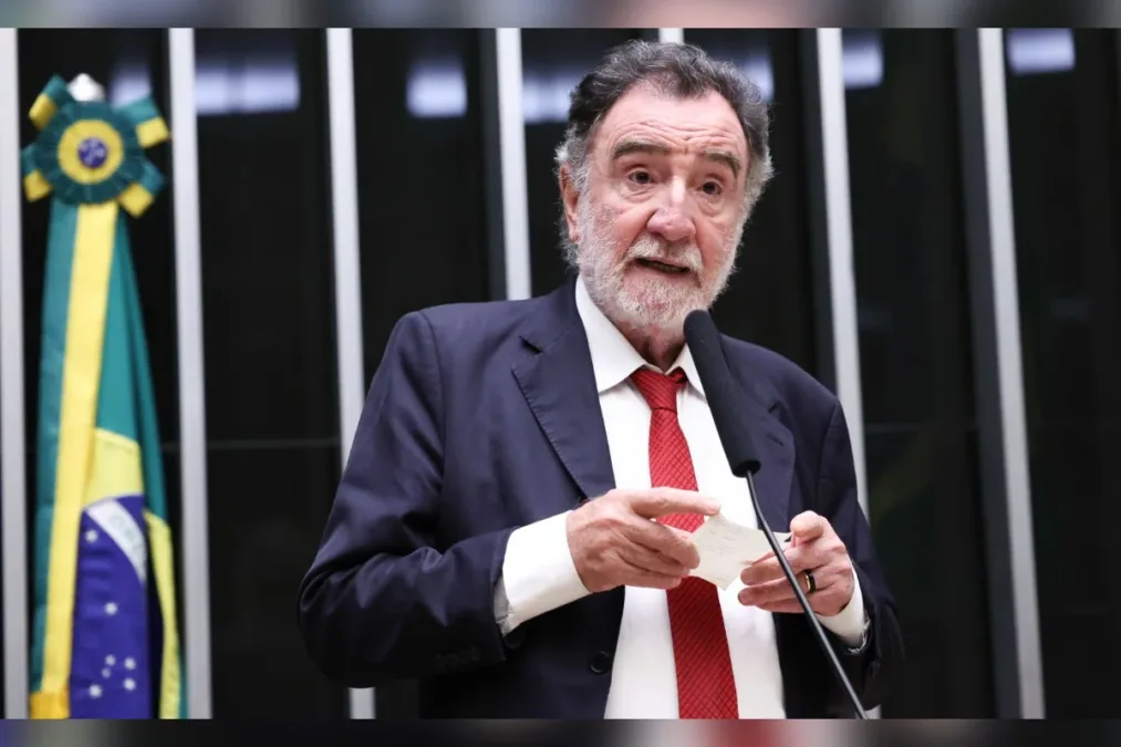 PT busca vice de Patrus em MG ainda sem garantia de aliança com o PSB