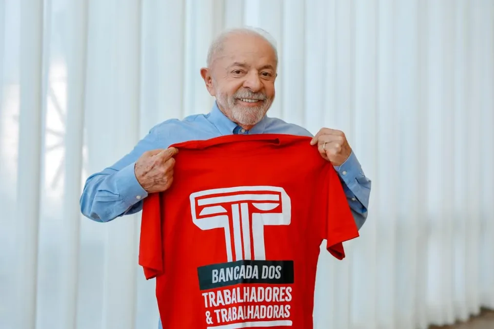 PT mira "bancada dos trabalhadores" com apoio de Benedita e Talíria