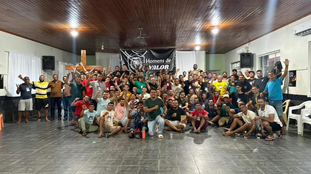Retiro Homem de Valor reúne homens em momento de fé e reflexão em Sena Madureira