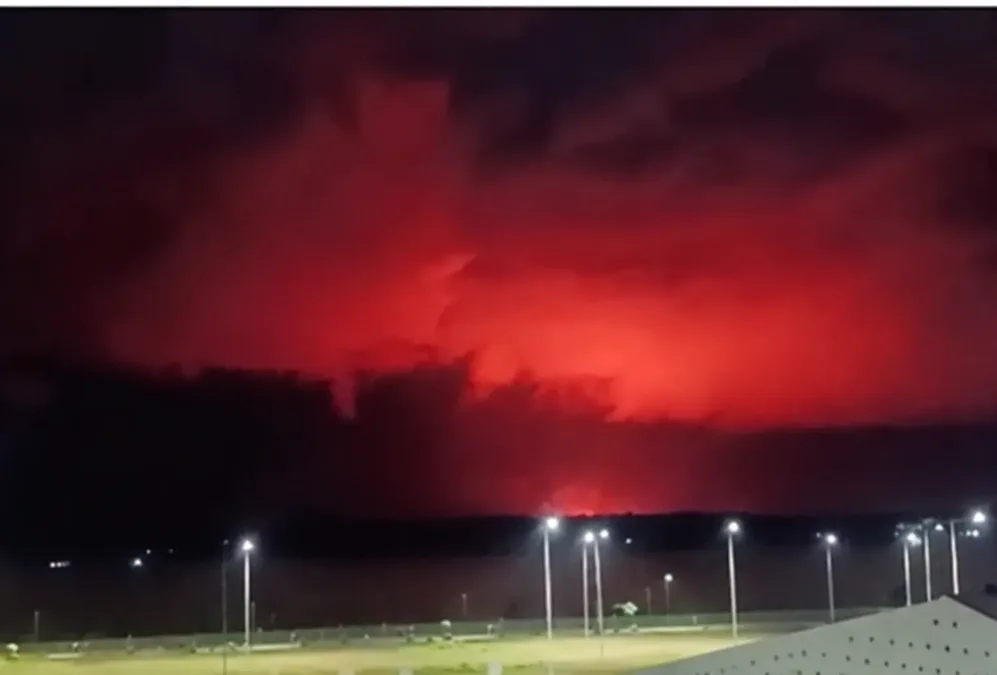 Céu vermelho durante temporal em Porto Velho assusta moradores e chama atenção