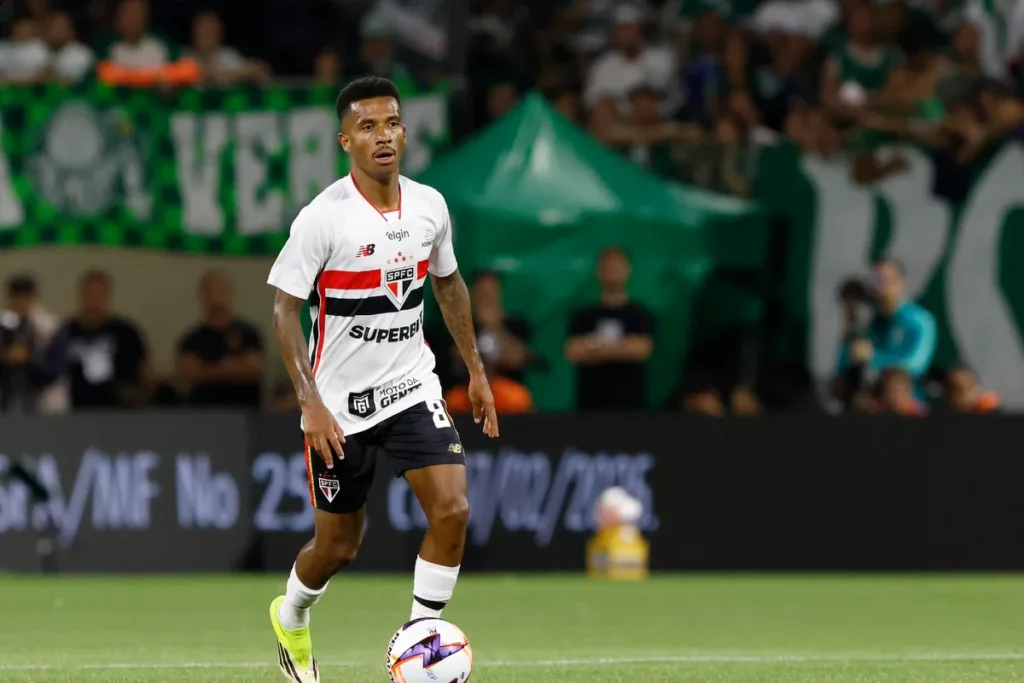 São Paulo quita dívida com a Lazio e solicita retirada de transfer ban