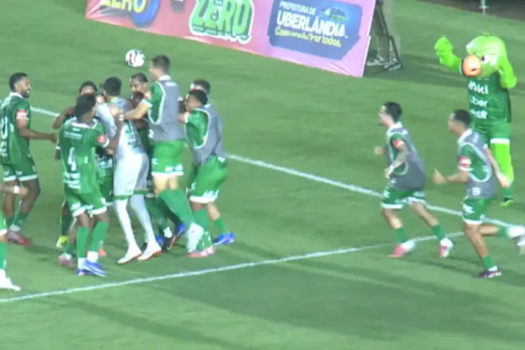 Série D ZeroUm: confira os melhores momentos de UberLÂNDIA-MG x CSA-AL