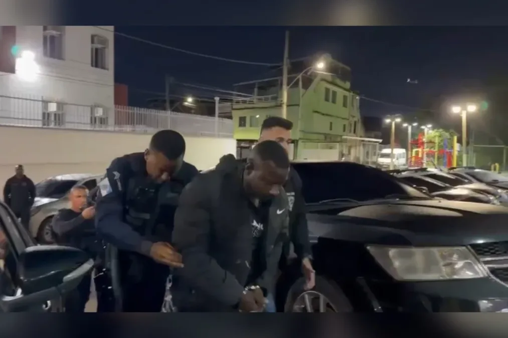 "Simba", puxador de guerra do CV, é preso após confronto com policiais