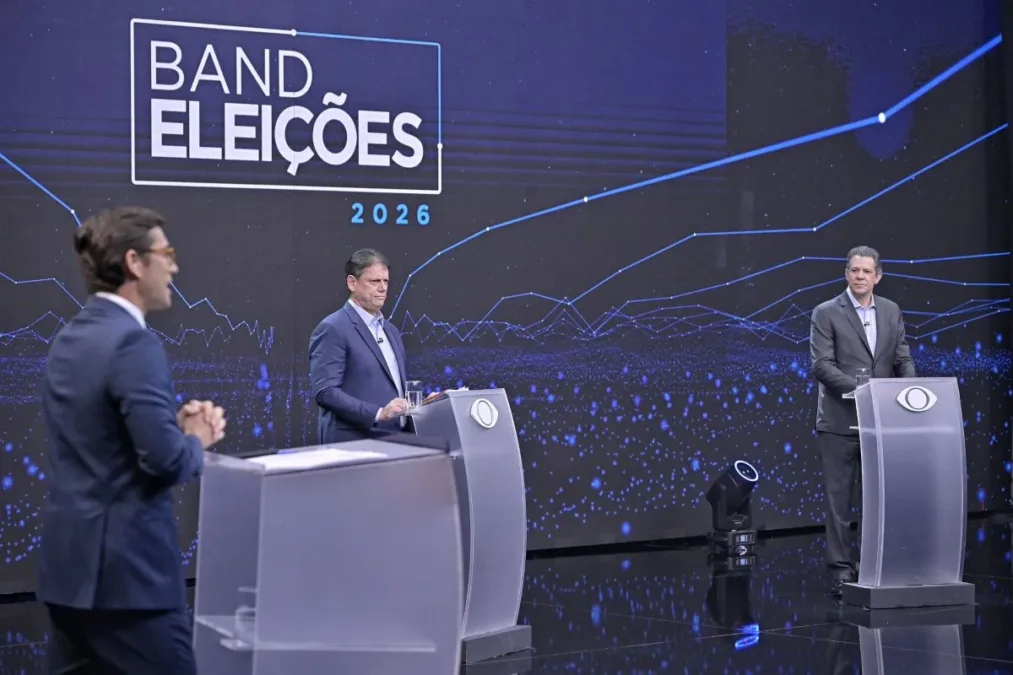 Tarcísio e Haddad trocam farpas sobre educação, segurança e Bolsonaro