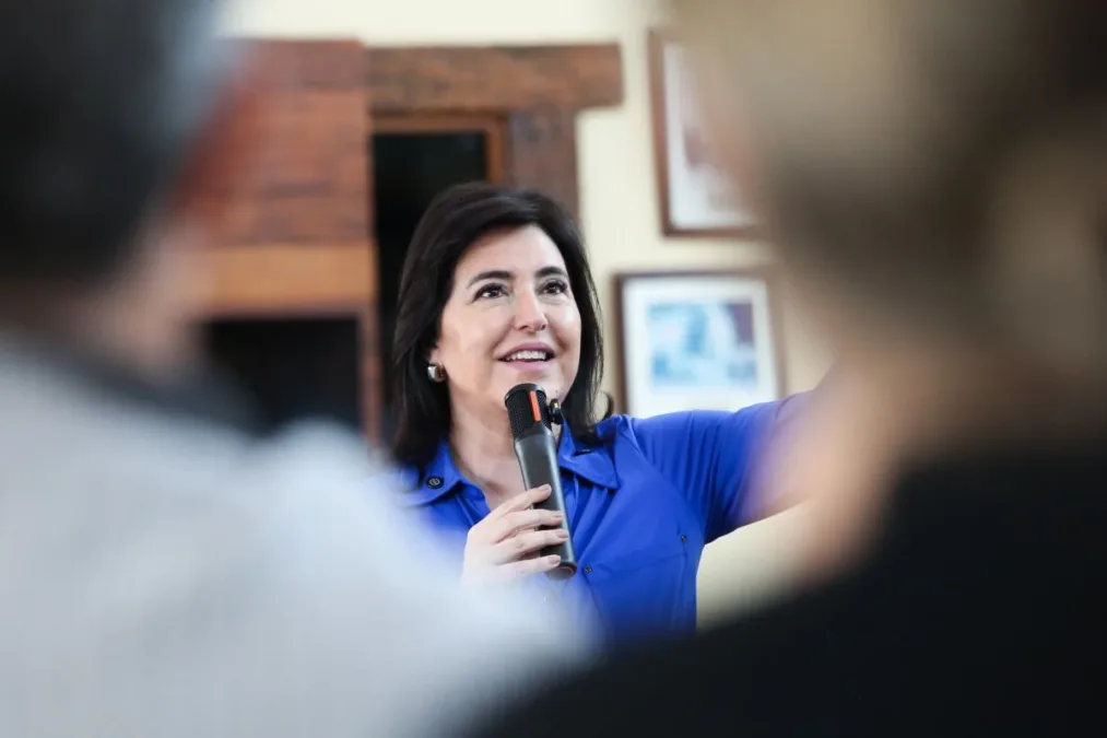 Tebet defende recursos diretos a municípios e ataca "emendas secretas"