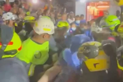 Terremoto: mulher é resgatada após 36 horas sob escombros na Colômbia