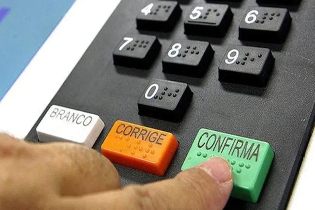 TSE vai abrir urna eletrônica em rede nacional